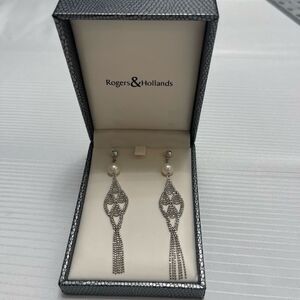 Rogers & Hollands Diamond-Cut Design Dangle Fashion Earrings in Sterling Silver